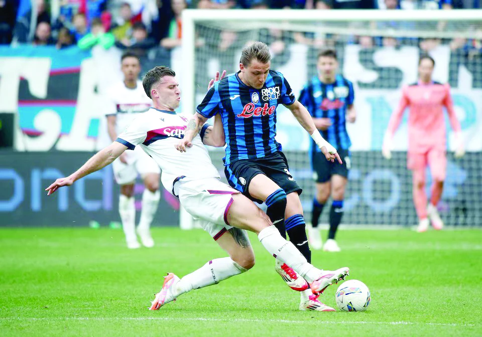 bologna s nicolo casale in action with atalanta s mateo retegui during their serie a match at gewiss stadium bergamo italy on april 13 photo reuters bologna s nicolo casale in action with atalanta s mateo retegui during their serie a match at gewiss stadium bergamo italy on april 13 photo reuters