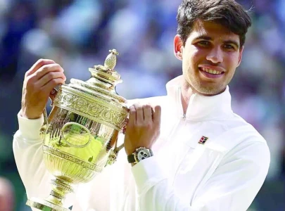 alcaraz starts wimbledon defence alcaraz starts wimbledon defence