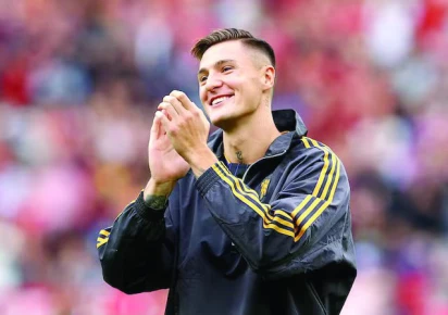 Sesko completes Man Utd's new-look line-up