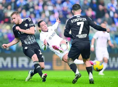 como stuns title chasing napoli como stuns title chasing napoli