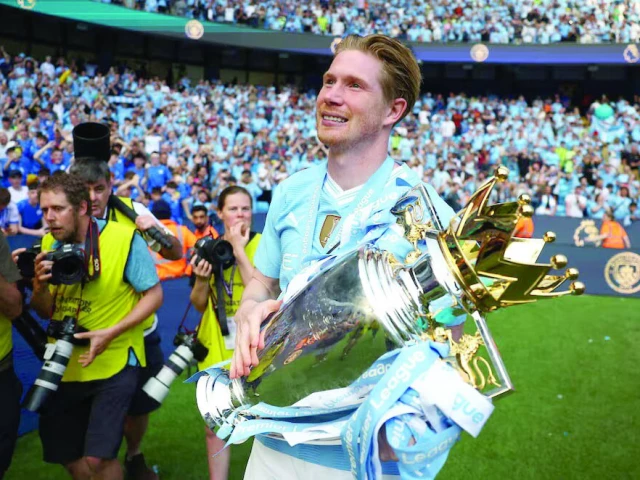 manchester city s kevin de bruyne celebrates with the trophy after winning the premier league at etihad stadium manchester on may 19 2024 photo reuters manchester city s kevin de bruyne celebrates with the trophy after winning the premier league at etihad stadium manchester on may 19 2024 photo reuters