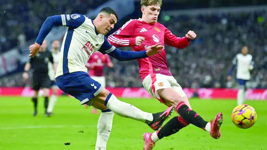 man utd and tottenham are both desperate for the riches of champions league football next season photo afp