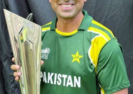 beat india and then offer handshake younis tells pakistan beat india and then offer handshake younis tells pakistan