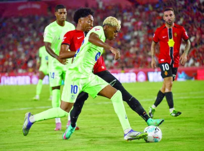 barcelona open liga title defence