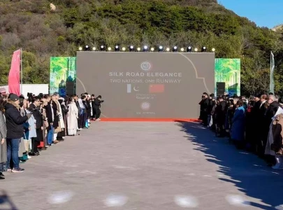diplomacy in style pakistan china fashion show lights up the great wall diplomacy in style pakistan china fashion show lights up the great wall
