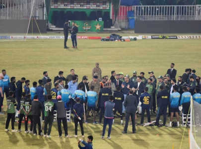 pakistani cricketers play a role in dispelling the sri lankan team s concerns