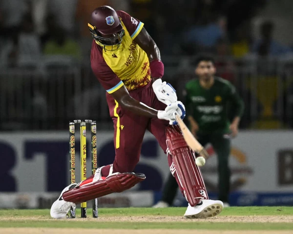 jason holder of the west indies hits a four on the final ball to give the hosts a two wicket win over pakistan in their second t20i match at lauderhill florida to level to series at one win each photo afp