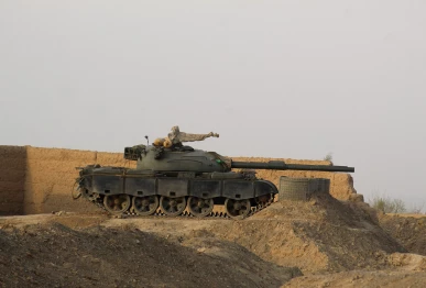 a pakistani army tank stands at the pakistan afghanistan border in chaman on february 27 2026 following overnight cross border fighting between the two countries photo afp