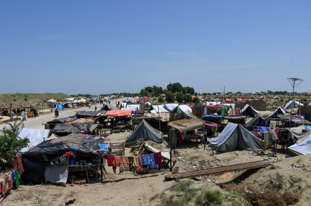 general view of makeshift tents as flood victims take refuge following rains and floods during the monsoon season in bajara village sehwan pakistan august 31 2022 photo reuters general view of makeshift tents as flood victims take refuge following rains and floods during the monsoon season in bajara village sehwan pakistan august 31 2022 photo reuters