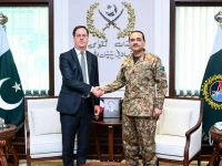 1 chief of defence forces and chief of army staff field marshal asim munir meets french secretary general for defence and national security nicolas roche at general headquarters in rawalpindi on tuesday photo app