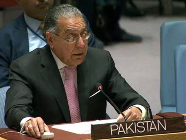 pakistan warns of threat posed by india s massive militarisation