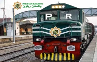 freedom train chugs off from karachi for thar