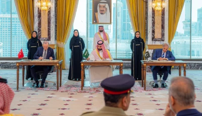 saudi crown prince mohammed bin salman turkish president recep tayyip erdogan and prime minister shehbaz sharif sign the makkah joint defence agreement in the holy city of makkah on friday photo spa x