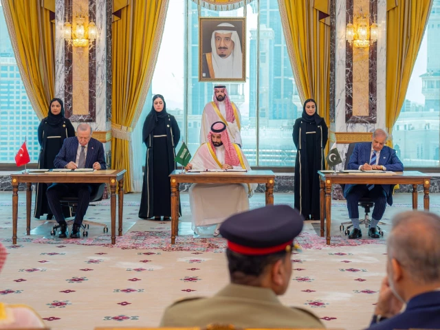 saudi crown prince mohammed bin salman turkish president recep tayyip erdogan and prime minister shehbaz sharif sign the makkah joint defence agreement in the holy city of makkah on friday photo spa x saudi crown prince mohammed bin salman turkish president recep tayyip erdogan and prime minister shehbaz sharif sign the makkah joint defence agreement in the holy city of makkah on friday photo spa x