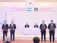 prime minister muhammad shehbaz sharif and uzbek president shavkat mirziyoyev look on as memoranda of understanding are exchanged between pakistani and uzbek businesses photo x