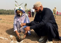 environmental philanthropist ghulam rasool donated thousands of plants to lahore to decrease the smog and air pollution photo author