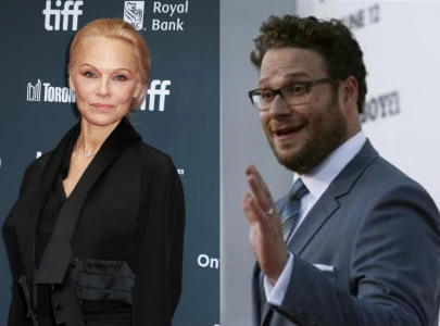 pamela anderson felt uneasy seeing seth rogen over pam tommy series