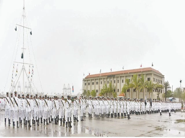 the passing out parade of 127 midshipmen is being held in karachi photo nni the passing out parade of 127 midshipmen is being held in karachi photo nni