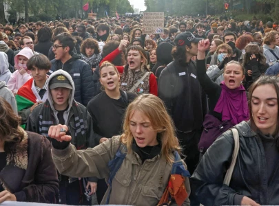 france clamps down on protests after violence france clamps down on protests after violence