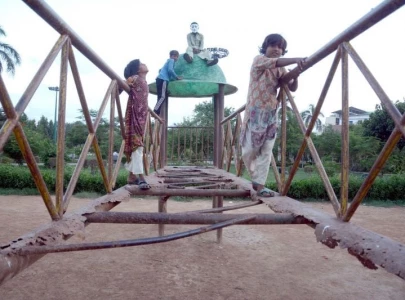 aziz bhatti park suffers decrepitude aziz bhatti park suffers decrepitude