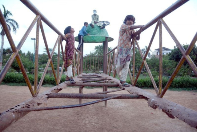 aziz bhatti park suffers decrepitude