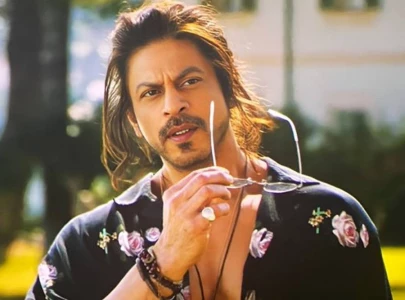 shah rukh khan earns a whopping inr2 billion after pathaan surpasses expectations shah rukh khan earns a whopping inr2 billion after pathaan surpasses expectations