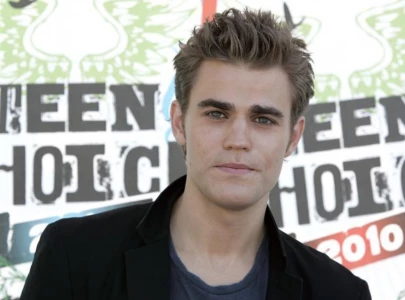 paul wesley joins apple tv s the buccaneers season 3 as mysterious frank