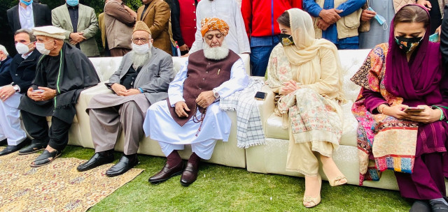 maulana fazlur rehman maryam nawaz among other central leaders of pdm at the bilour house in peshawar photo express maulana fazlur rehman maryam nawaz among other central leaders of pdm at the bilour house in peshawar photo express