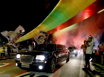brazilians bid final farewell to pele
