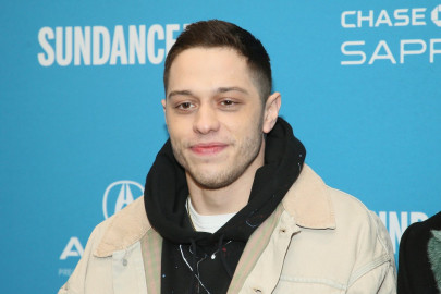 blue origin to fly snl star pete davidson to space next week blue origin to fly snl star pete davidson to space next week