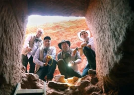 ancient tomb with 2 000 year old skeletons uncovered under indiana jones filming location in petra