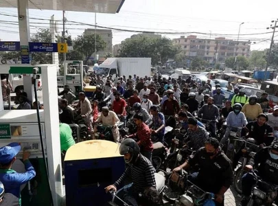 more iranian fuel being smuggled to pakistan petroleum dealers say