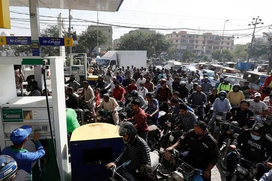 مزید ایرانی ایندھن پاکستان اسمگل کیا جا رہا ہے: پی پی ڈی اے |  ایکسپریس ٹریبیون