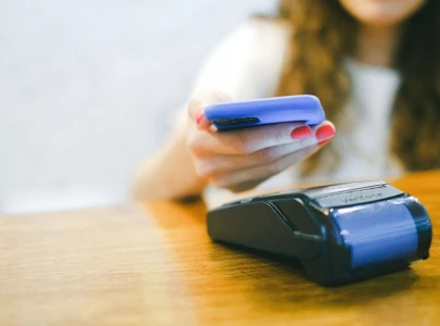 pakistan s cashless dream has a cash problem