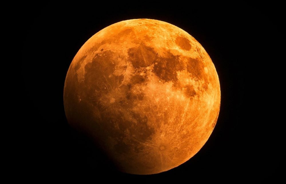 total lunar eclipse visible in us and canada photo pexels