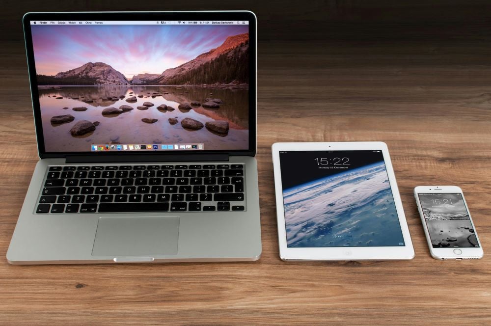 Apple’s AirPlay vulnerability AirBorne risks iPhones, Macs, and more | The Express Tribune