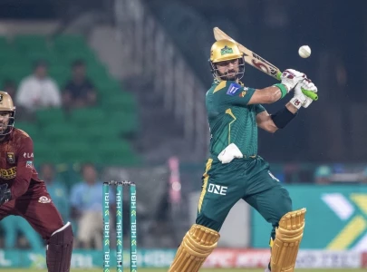 farhan stars in psl as sultans chase 226