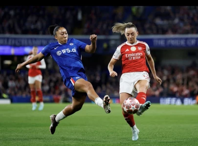 arsenal into women s champions league semi finals
