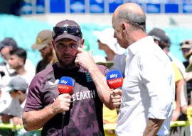 england coach brendon mccullum speaks with former england cricketer nasser hussain after the match photo reuters