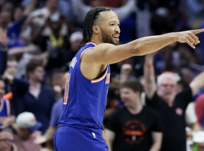 knicks sweep past 76ers into nba finals