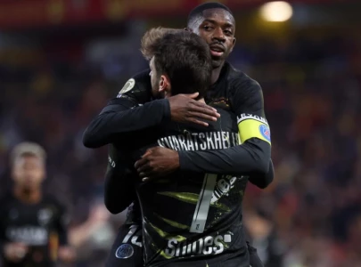 psg clinch fifth straight ligue 1 title