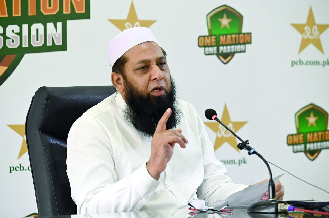 former pakistan captain inzamamul haq says that sunil gavaskar has no right to talk about another team like this photo afp file