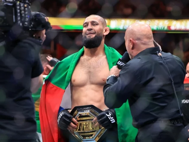 dominating khamzat chimaev eased pass dricus du plessis to claim the ufc middleweight championship photo afp dominating khamzat chimaev eased pass dricus du plessis to claim the ufc middleweight championship photo afp