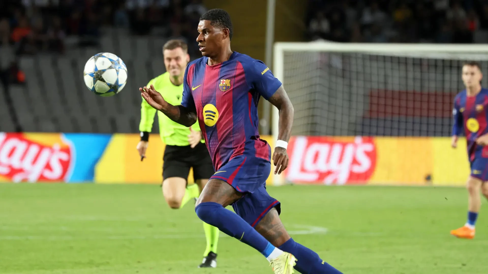 no english player has appeared in a clasico for barcelona since gary lineker photo afp