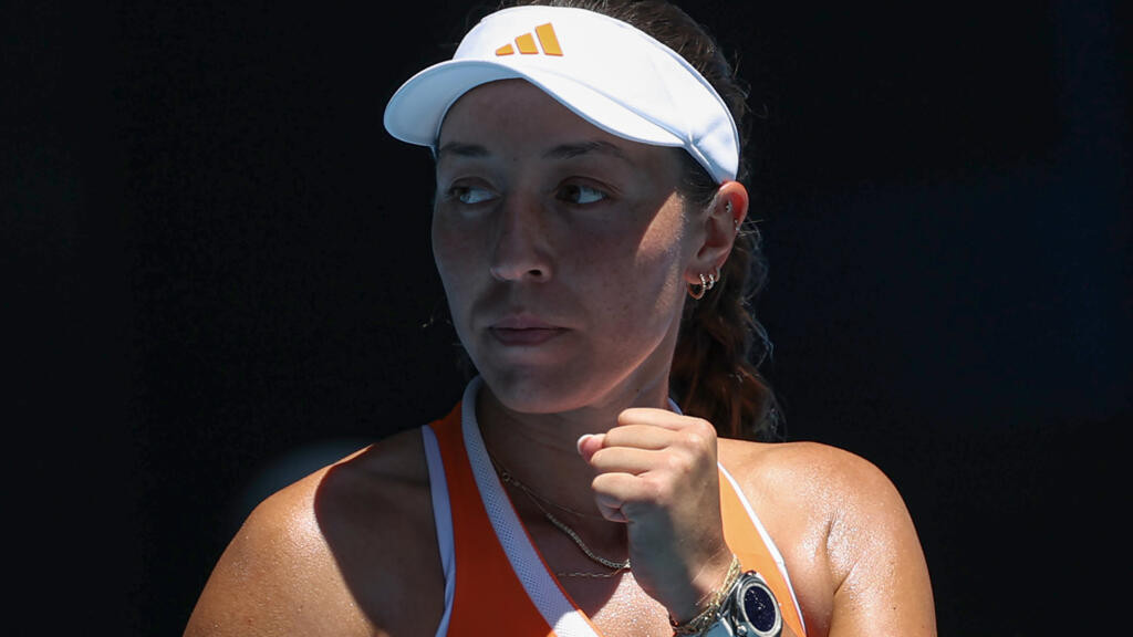 Pegula battles into Charleston Open quarter-finals
