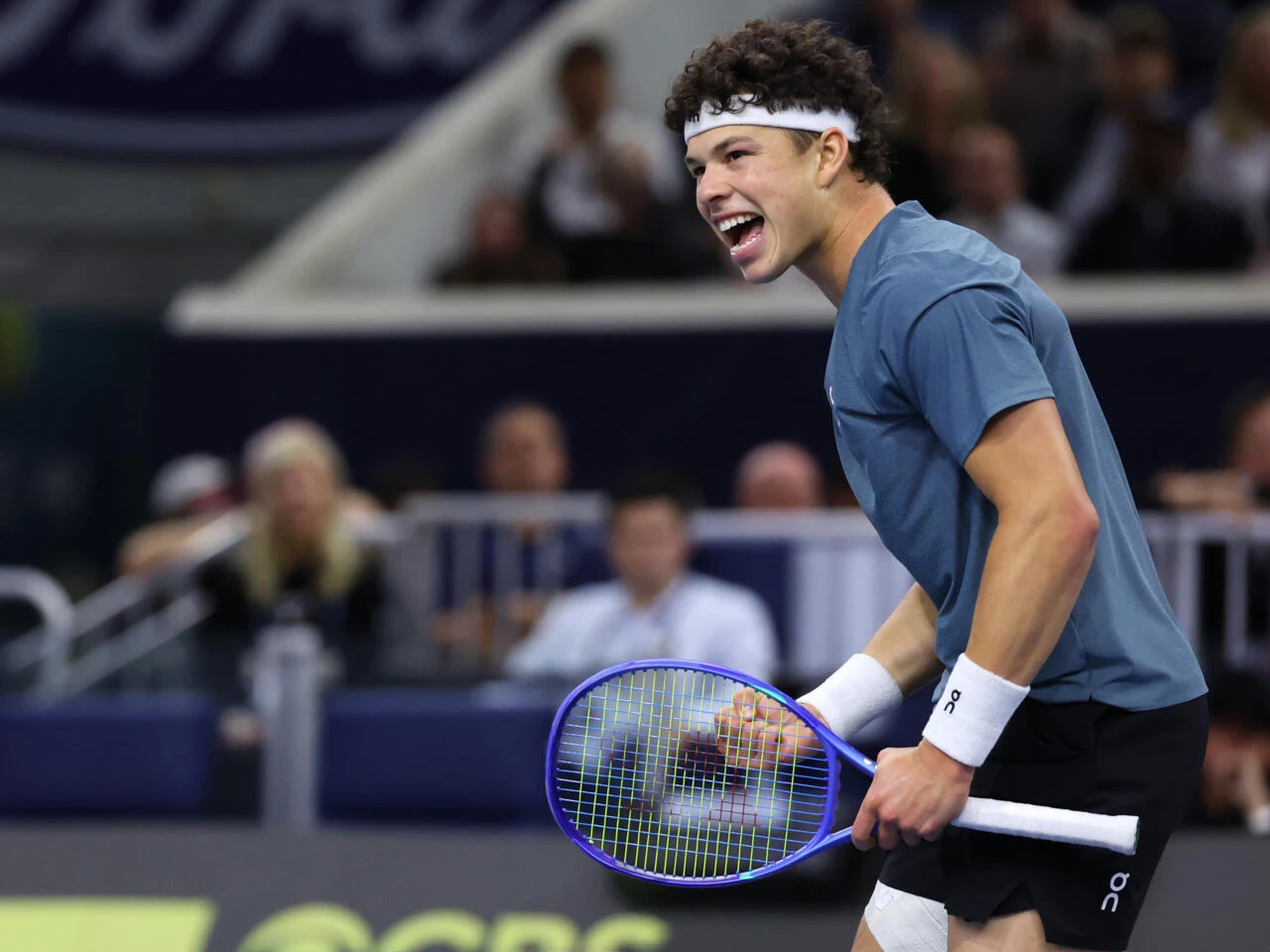ben shelton battled back from the brink of defeat to defeat taylor fritz and capture the fourth atp title of his career at the dallas open photo afp