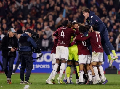 west ham reach fa cup quarters
