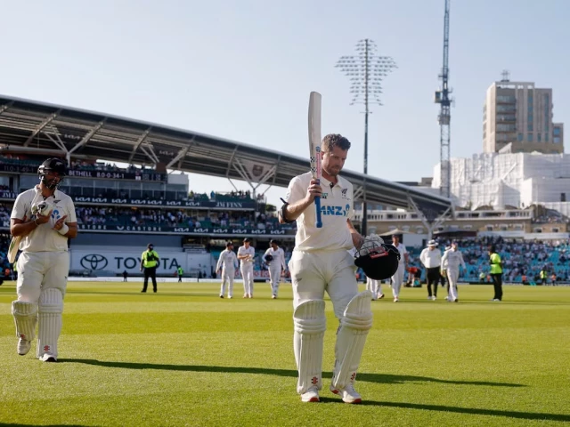 new zealand s henry nicholls walks off after the end of play for day 3 photo reuters new zealand s henry nicholls walks off after the end of play for day 3 photo reuters