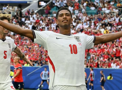 bellingham heroics edge england past norway bellingham heroics edge england past norway