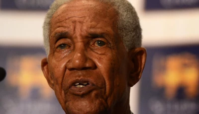 windies great garry sobers dies at 89 windies great garry sobers dies at 89